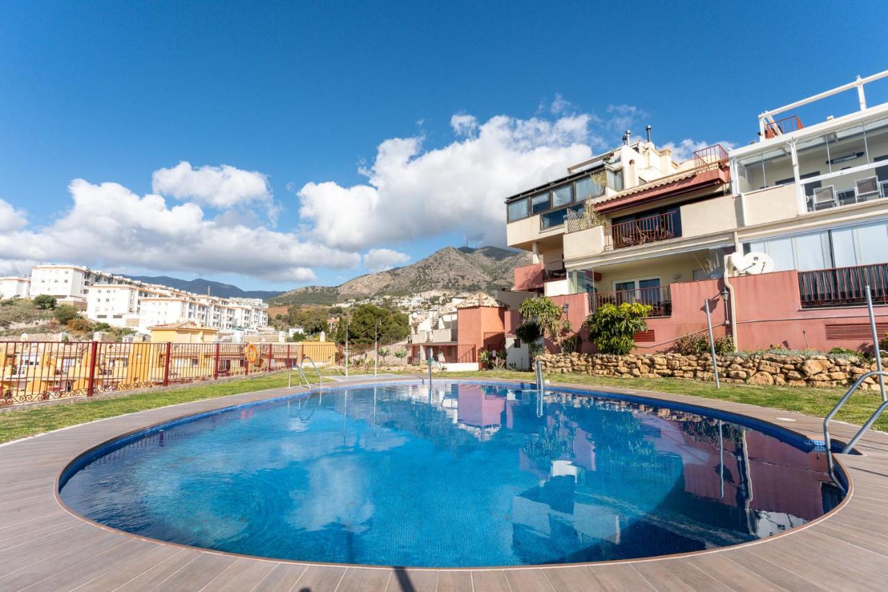 Beachside Retreat With Private Terrace Benalmádena Exterior photo