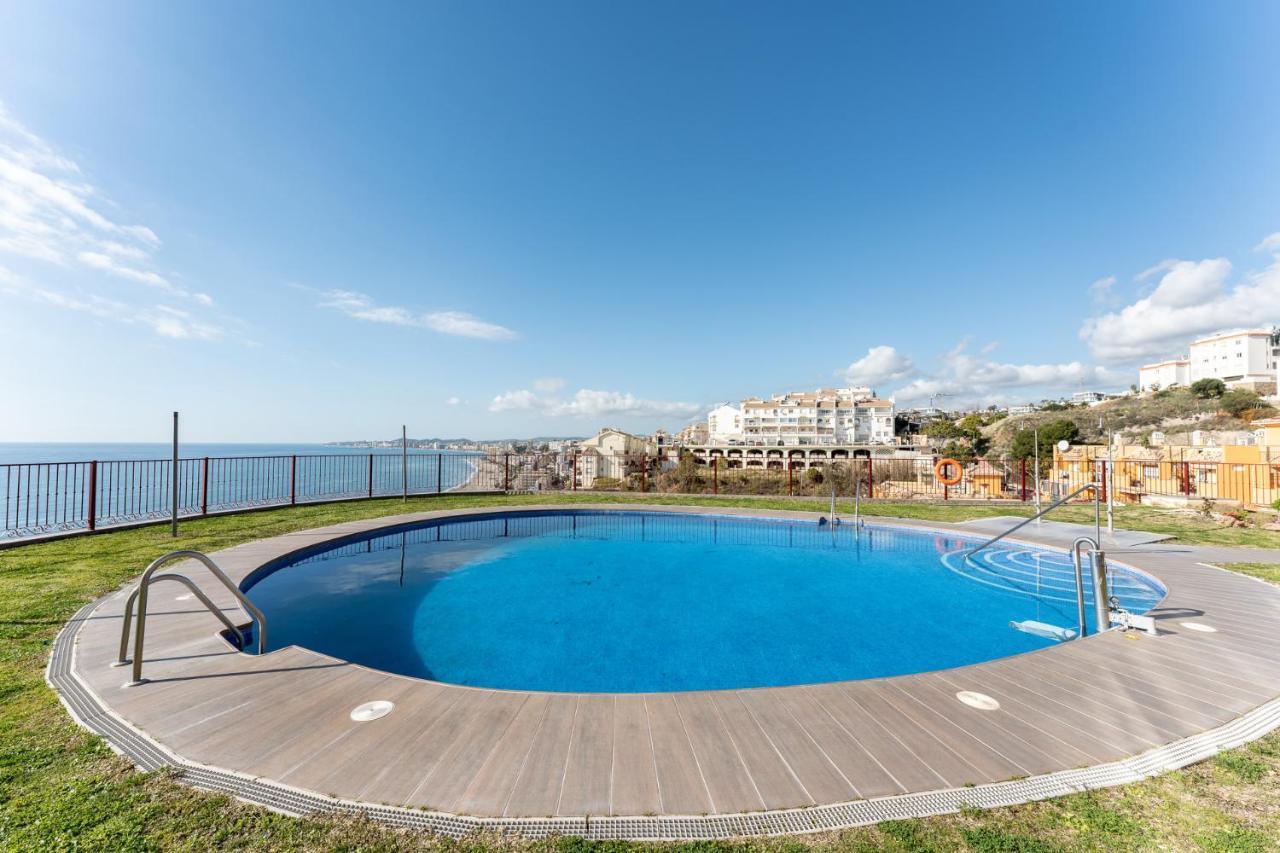 Beachside Retreat With Private Terrace Benalmádena Exterior photo