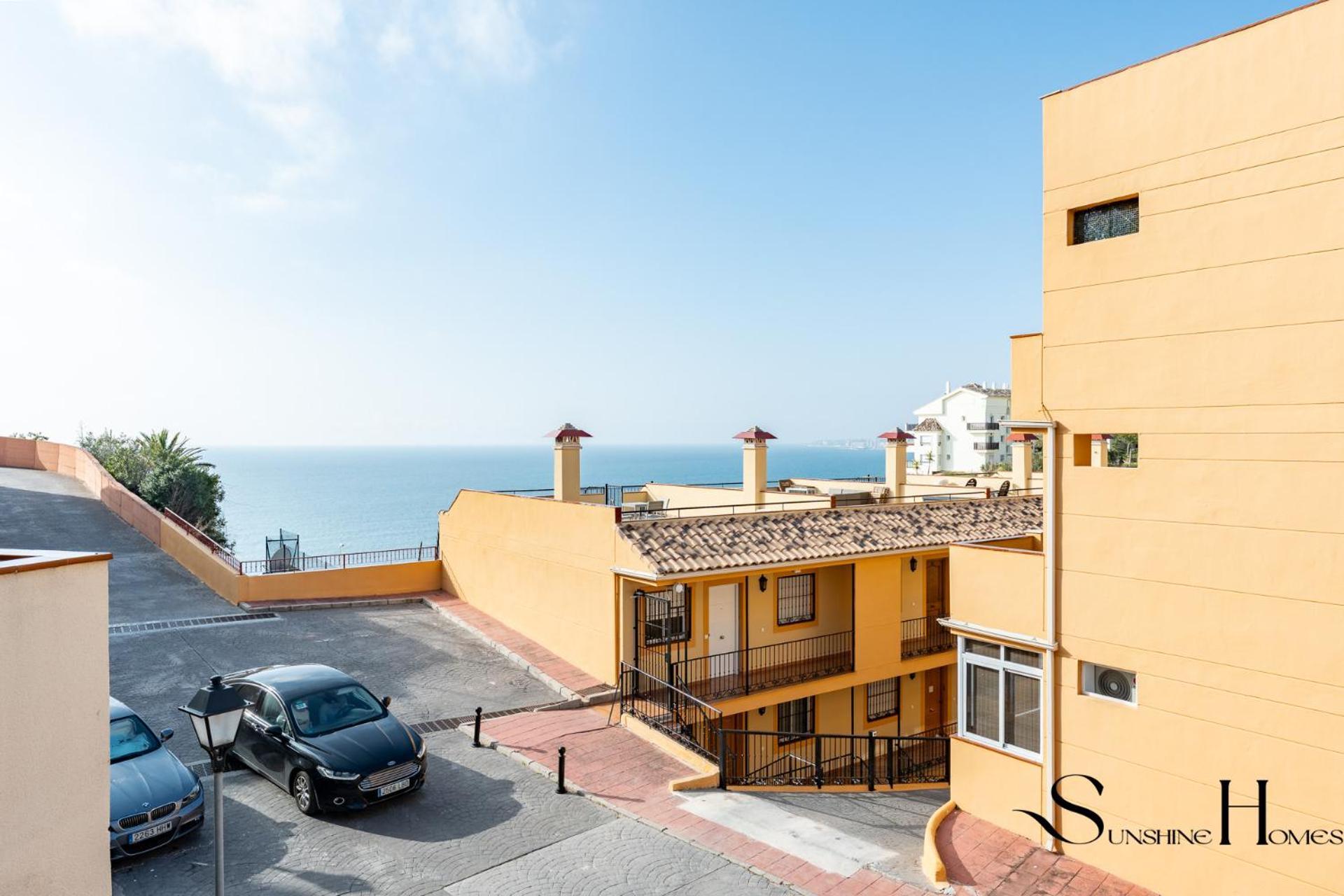 Beachside Retreat With Private Terrace Benalmádena Exterior photo